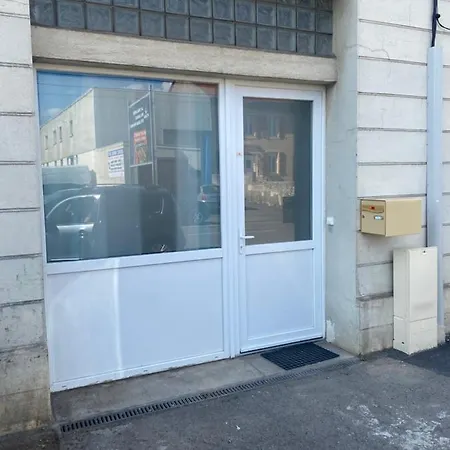 Mon Independant Wifi Parking Terrasse Un-sejour-a-part Florange