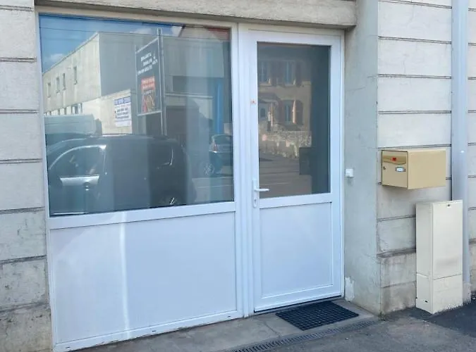 Mon Independant Wifi Parking Terrasse Un-sejour-a-part Florange